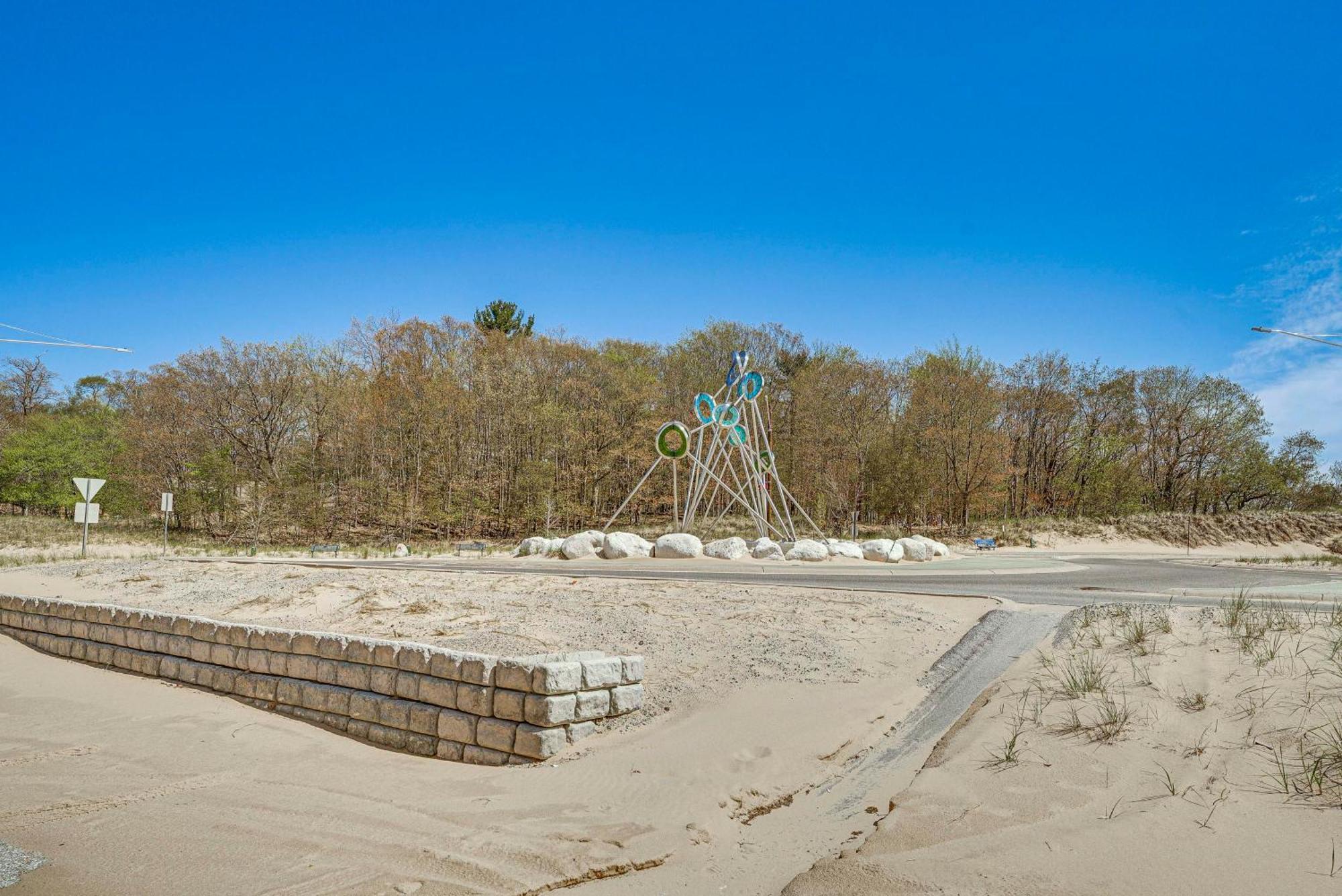 Walk To Beach Lake Michigan Getaway! มัสกีกอน ภายนอก รูปภาพ